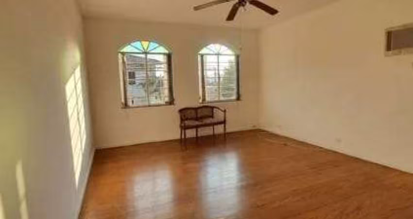 Sobrado com 140m², 3 dorms, vaga, para locação, Planalto Paulista, São Paulo, SP