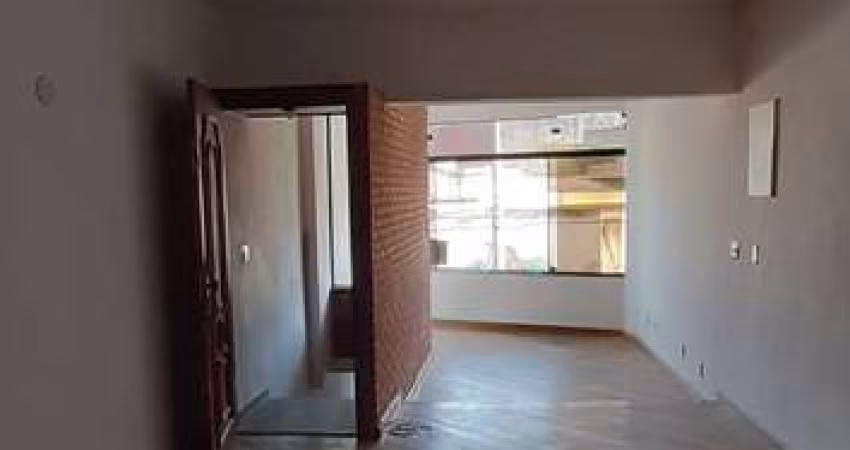Casa de 160m² à venda, Vila Monumento, São Paulo, SP.  com 2 Dormitórios, 2 Salas, de Jantar e Esta