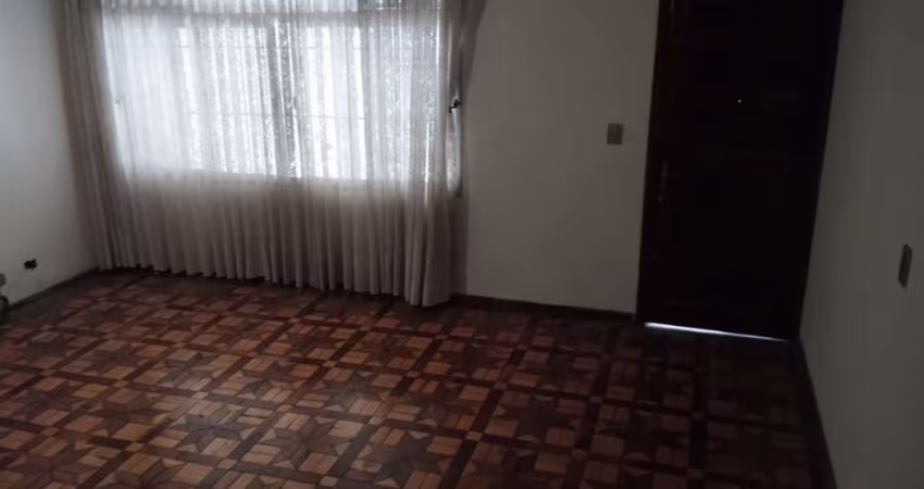Sobrado à venda, com 3 dormitórios, 1 suíte, 2 vagas, 143M², localizado na Vila Mariana, São Paulo,
