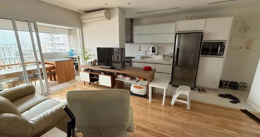 Apartamento à venda com 2 Dormitorios 1 Suite c closet e escritorio 2 vagas 100m2, Cambuci, São Pau