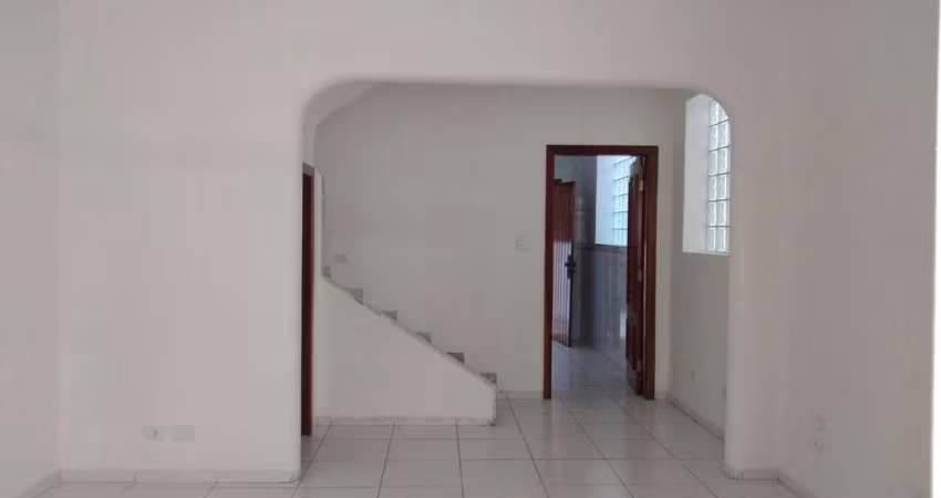 Sobrado à venda com 3 dormitorios, 3 suites e 2 vagas de garagem, localizado na Vila Mariana, São P