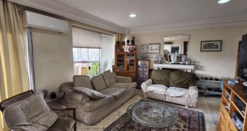 Apartamento à venda 4 Dormitorios 2 Suites 4 Vagas 248m2 , Cambuci, São Paulo, SP