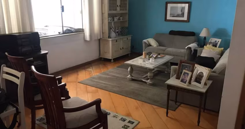 Casaa venda com 4 dormitorios, 2 suites, 3 vagas e 250M², localizado no Cursino
