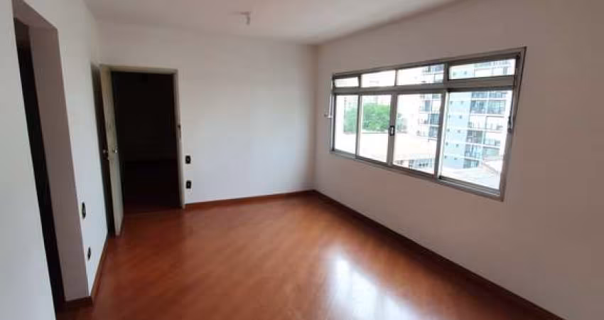 Apartamento à venda, com 3 dormitorios, 3 banheiros, 1 vaga,  localizado na Vila Olímpia, São Paulo