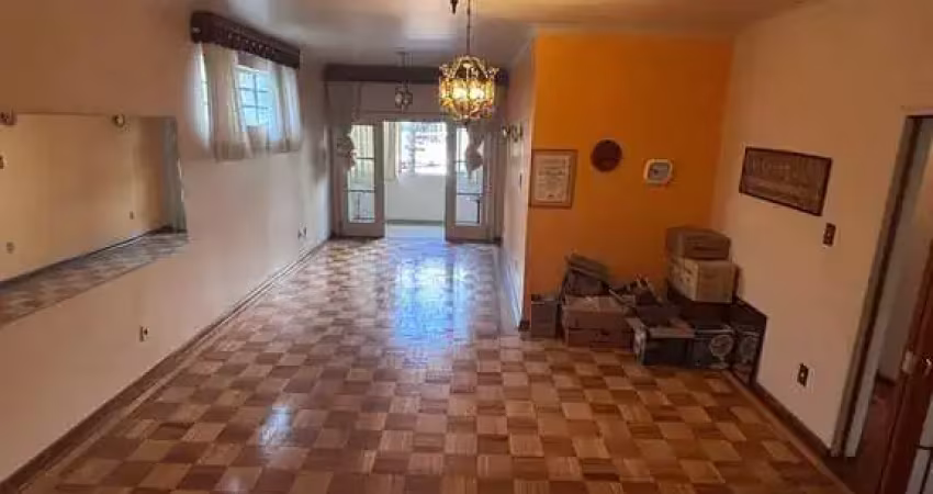 Apartamento à venda, Vila Mariana, 165m² com vaga de garagem e suíte