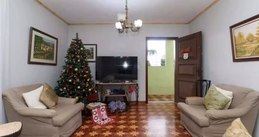 Casa à venda com 4 quartos, 1 suíte, 3 vagas, 250m², Sumaré, São Paulo, SP