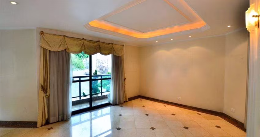 Apartamento à venda com 220m², 4 quartos e 4 vagas