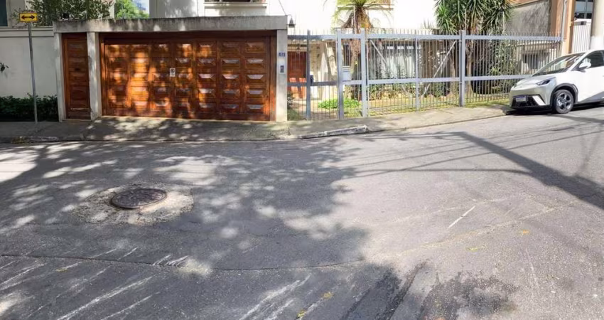 Casa à venda 3 Dormitorios 1 Suite 4 Vagas , Vila Nova Conceição, São Paulo, SP