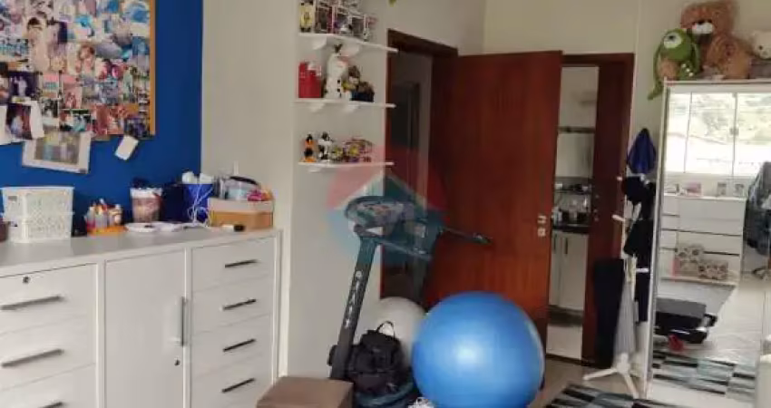 Ótima Residência codigo: 87171