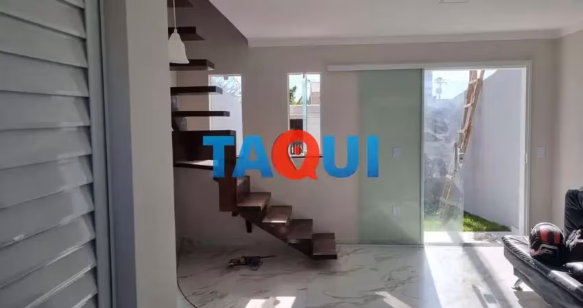 Casa à venda, duplex, 2 quartos, figueira, arraial do cabo - rj