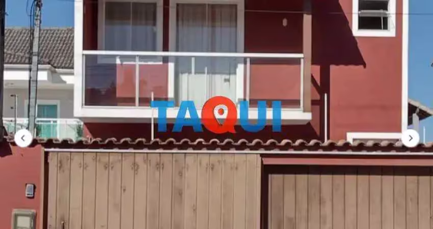 Casa duplex com 4 quartos, sendo 3 suítes no  novo portinho, cabo frio - rj