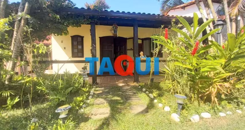 Casa linear à venda com 3 quartos, sendo 2 suítes, churrasqueira e varanda no braga, cabo frio - rj