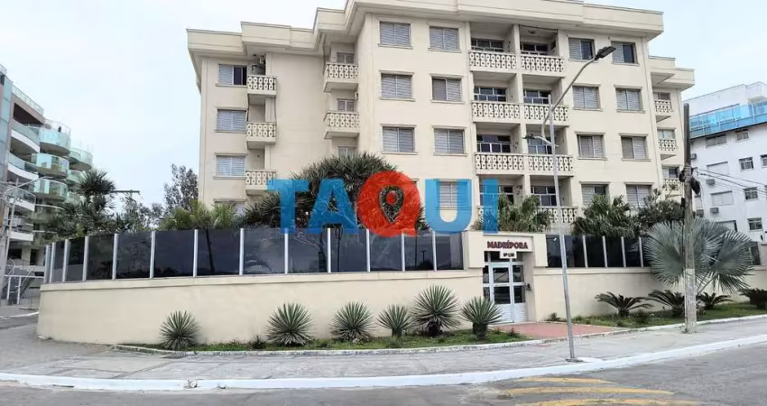 Apartamento à venda com 3 quartos, sendo 1 suíte, praia do Forte, CABO FRIO - RJ