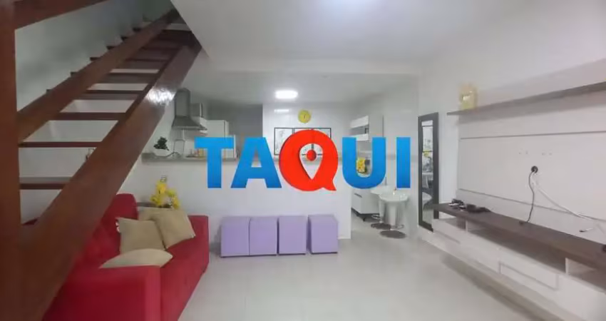 Casa triplex para locação, próximo da praia, peró, cabo frio - rj
