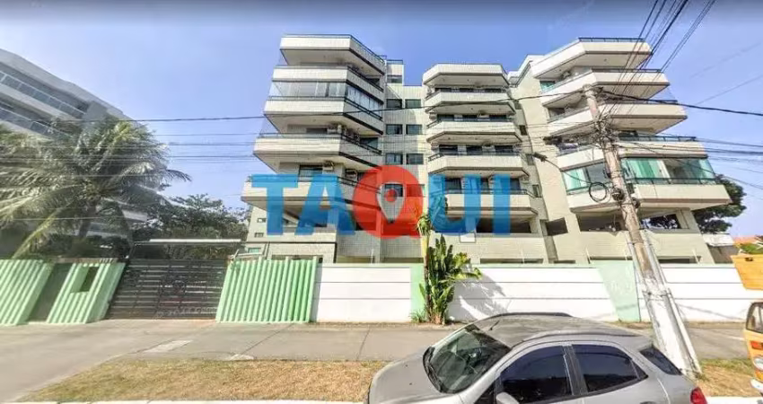 Apartamento locação fixa mobiliado com 3 quartos, sendo 1 suíte no bairro Braga, CABO FRIO - RJ