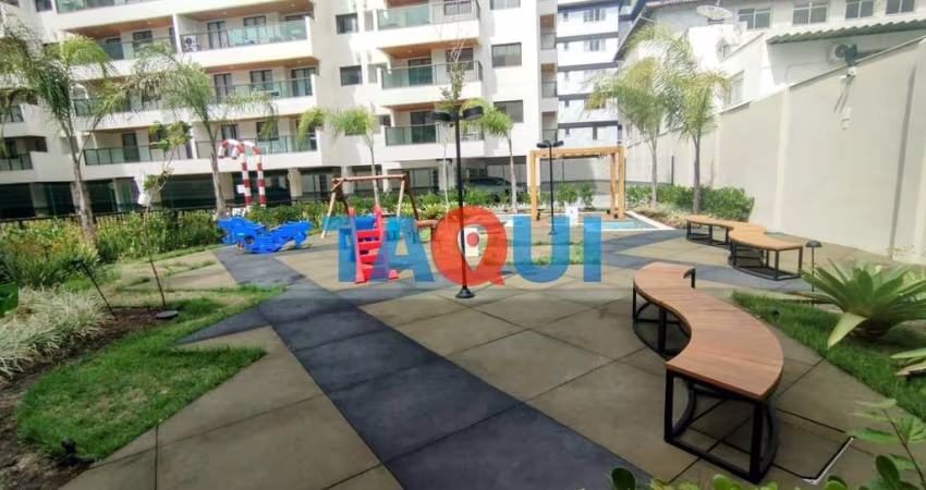 Apartamento novo de 3 quartos SENDO 1 SUÍTE, 100 metros da praia do Forte.