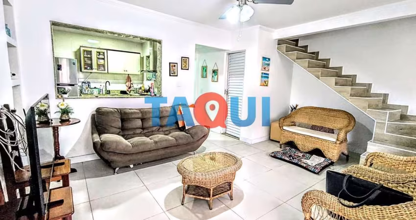 Casa duplex à venda com 3 quartos, sendo 1 suíte, Parque Riviera, CABO FRIO - RJ