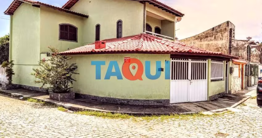 Casa à venda com 4 quartos, sendo 1 suíte e varanda, ville blanche, cabo frio - rj