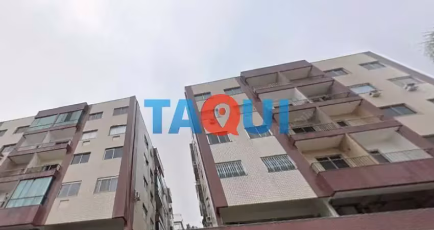 Apartamento à venda, 2 quartos, 350m da praia do forte, centro, cabo frio - rj