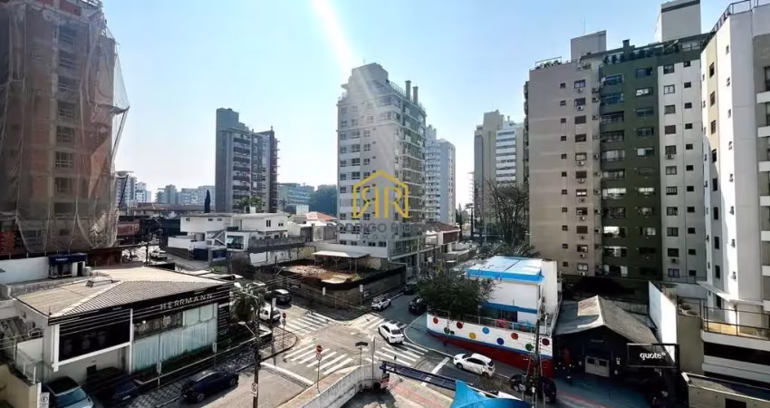 Apartamento com 3 quartos à venda na Rua Santo Inácio de Loyola, --, Centro, Florianópolis