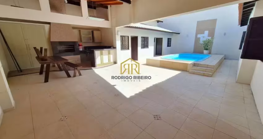 Casa com 3 quartos à venda na Rua Itabira, --, Itacorubi, Florianópolis