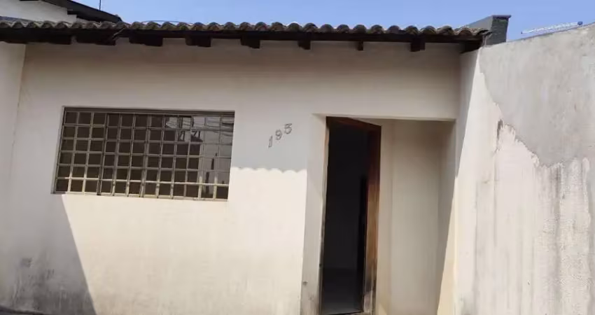 Casa com 3 quartos à venda na Rua Sidney Miller, 195, Colúmbia, Londrina