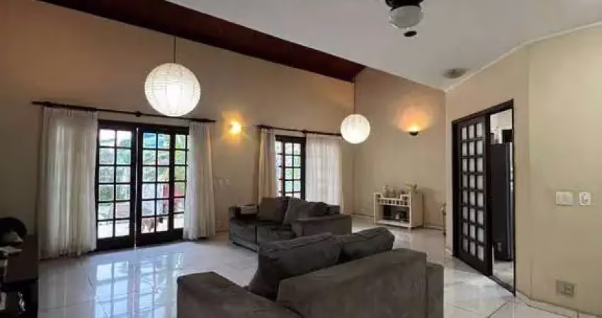 Casa com 4 dormitórios à venda, 265 m² por R$ 900.000,00 - Enseada - Guarujá/SP