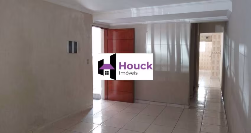 Casa com 3 quartos para alugar na Avenida Elísio Cordeiro de Siqueira, Jardim Santo Elias, São Paulo