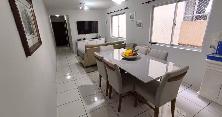 Apartamento à venda em Oferta de R$ 380mil por R$ 350 mil, bairro Bigorrilho: 2 quartos, 1 suíte, 2 salas, 2 banheiros, 1 vaga de garagem, 66,09 m².