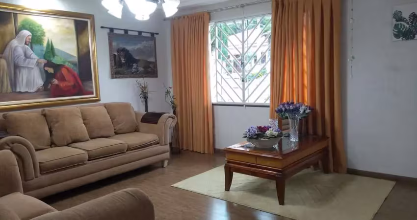 Sobrado  à venda campo comprido com terreno amplo e terraço com churrasqueira