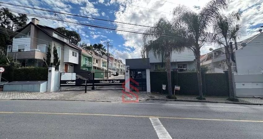 Imperdível sobrado 3 quartos com suíte em condomínio no Campo Comprido, Curitiba-PR - 123m² e 2 vagas de garagem!