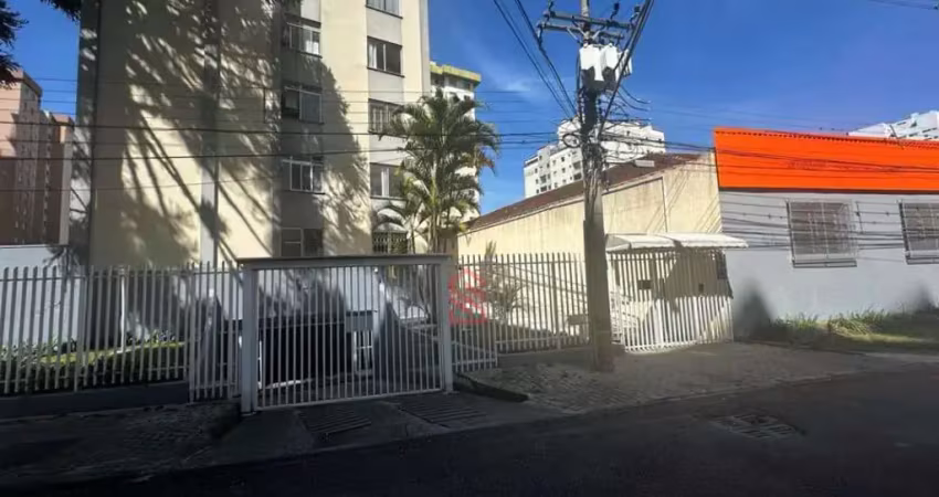 Apartamento reformado recentemente , água verde: 2 quartos, 1 sala, 1 banheiro, 1 vaga, 54,10m² - imperdível!