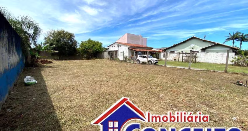 T1026 - Ótimo terreno medindo 390m² localizado no centro de Imbé