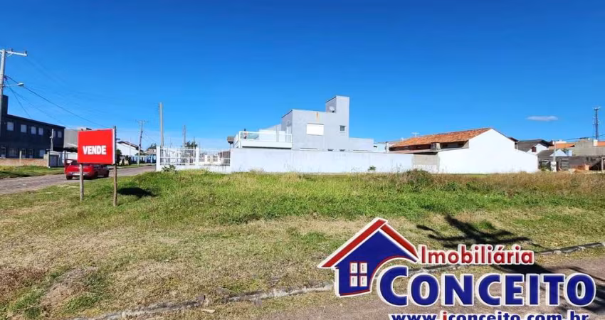 T1049 - Terreno de esquina localizado a 100 metros do mar no Centro de Imbé