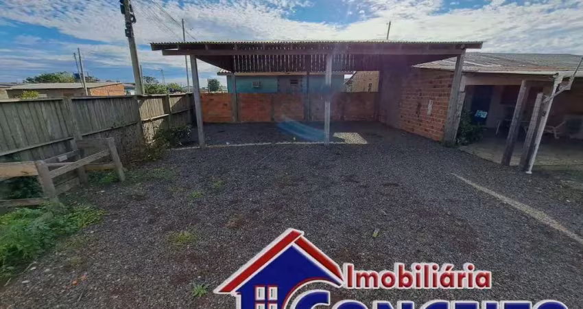 T135 - Ótimo terreno de esquina localizado em região de moradores
