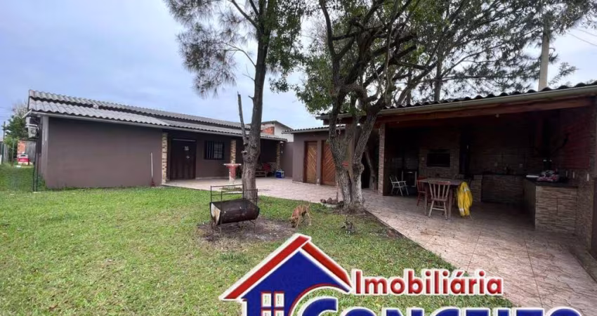 C280 - Linda residência com 04 dormitórios localizada no balneário Mariluz