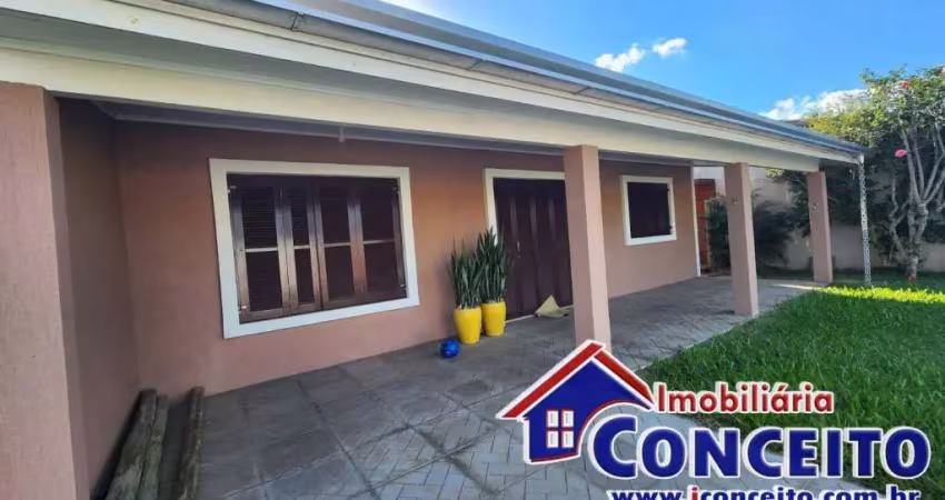 C240 - Excelente residência próxima do mar no balneário Presidente