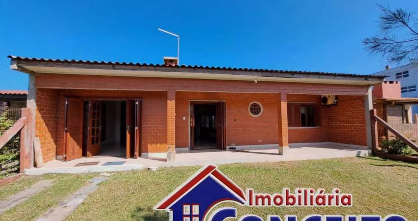 C422 - Excelente residência em ótima localização em Mariluz