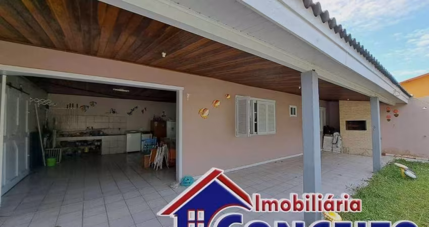 C165 - Excelente residência em ótima localização no Balneário Presidente