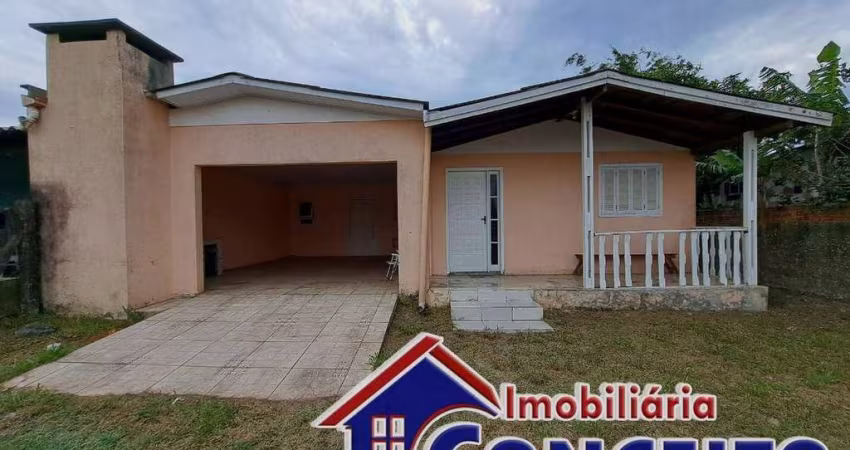C298 - Ótima residência localizada em região de moradores em Mariluz