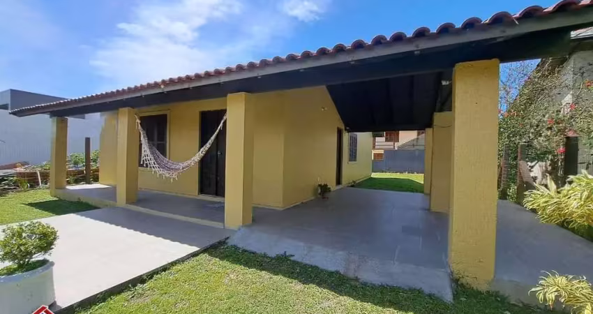 C1013 - residência composta de 03 dormitórios em excelente localização