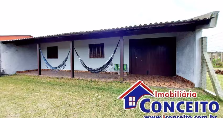 C683 - Linda residência próxima do mar localizada no balneário Presidente