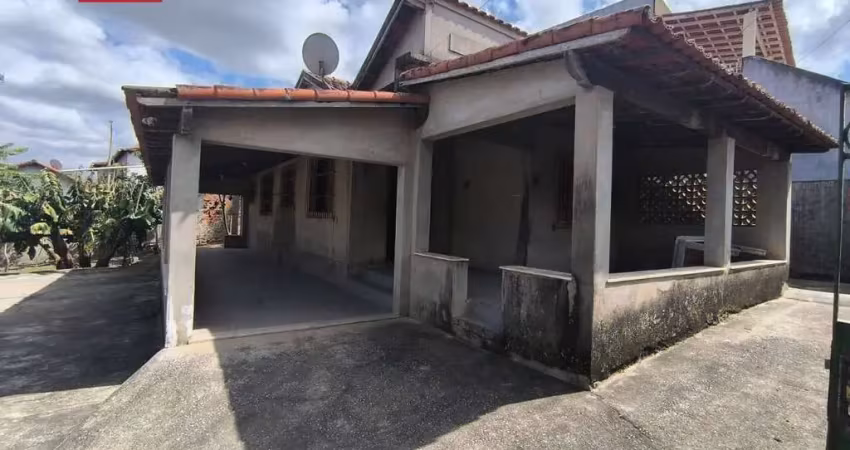 Casa à venda no bairro xv de novembro em araruama/rj