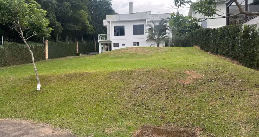 Lindo terreno Condomínio Três Ribeirões - Criciúma