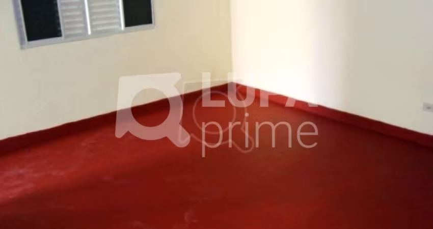 CASA TÉRREA COM 1 QUARTO PARA LOCAÇÃO, VILA MARIA ALTA, SÃO PAULO