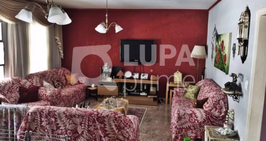 CASA TÉRREA COM 4 QUARTOS PARA VENDA, JARDIM GUANÇA, SÃO PAULO