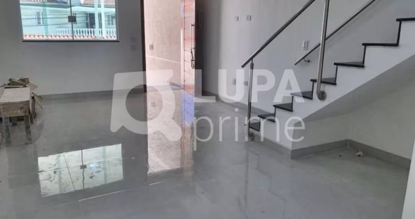 SOBRADO COM 3 QUARTOS E 2 VAGAS PARA VENDA NA VILA MEDEIROS