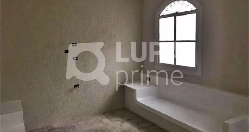SOBRADO COM 4 QUARTOS/SUÍTE, QUINTA, ESPAÇO GOURMET, LAREIRA, 4 VAGA PARA VENDA, TREMEMBÉ, SÃO PAULO
