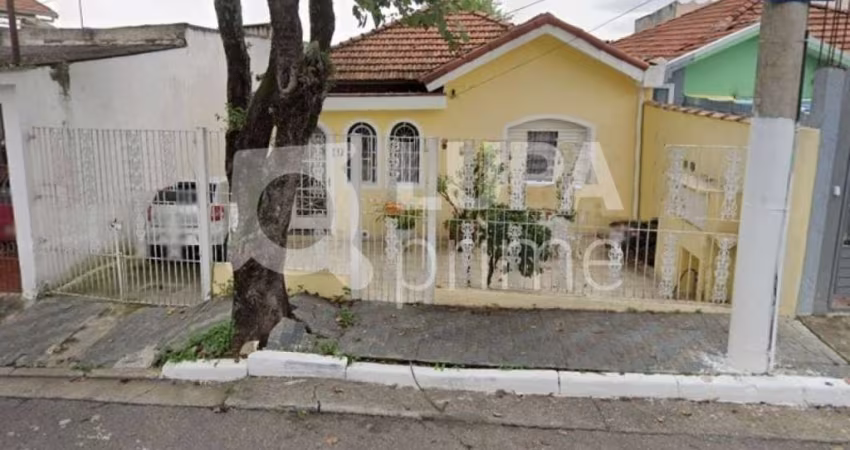 Casa térrea com 2 dormitórios à venda na Vila Constança!