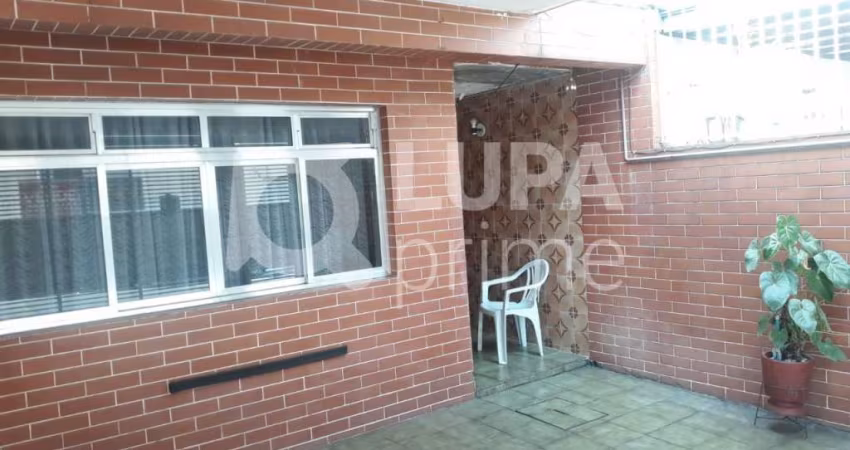 Sobrado com 2 dormitórios á venda na Vila Medeiros!